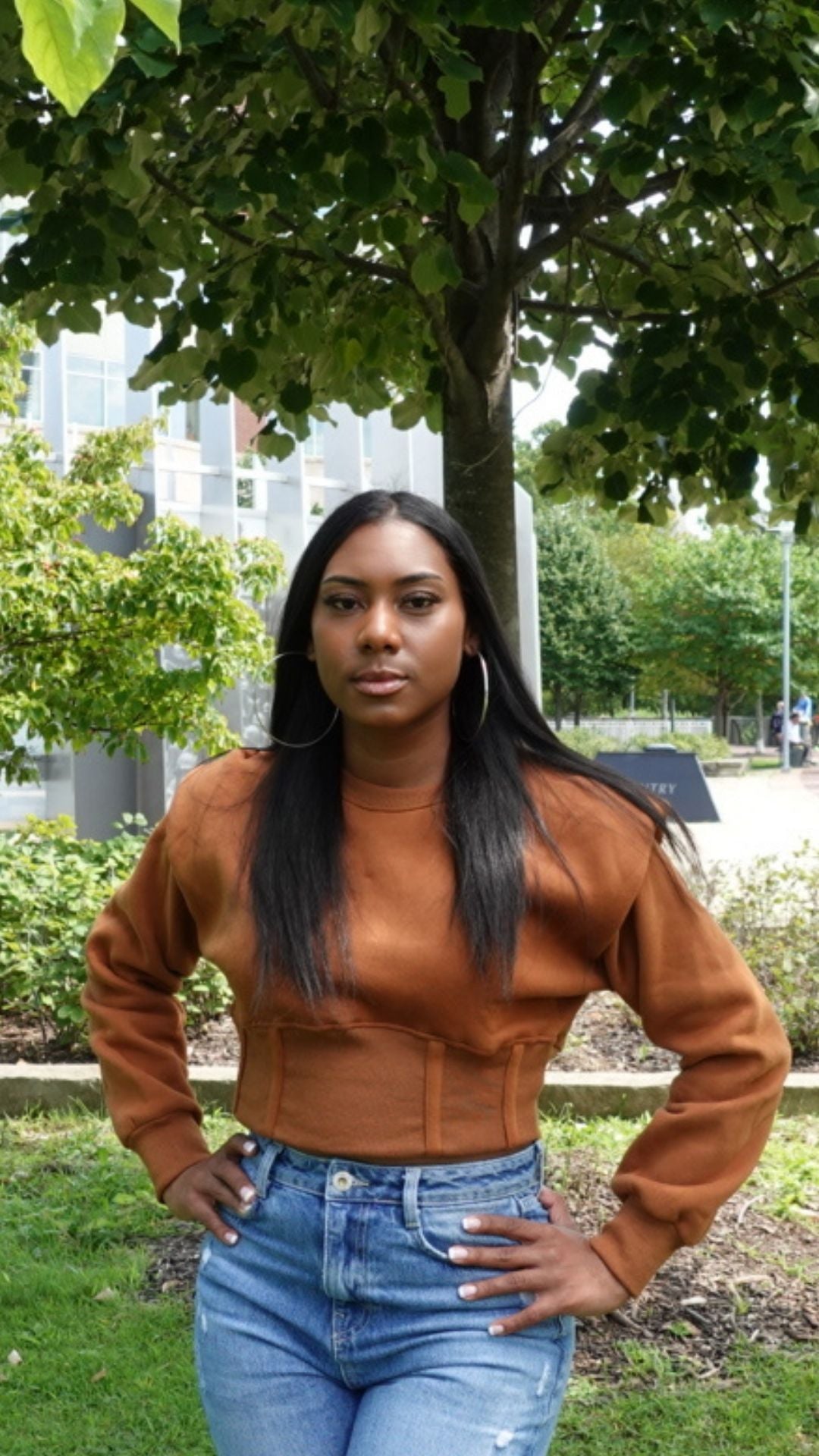 Detailed Rust Sweatshirt